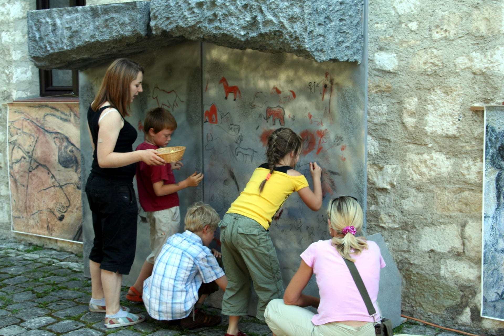 Museumspädagogische Angebote für Kinder und Jugendliche im Archäologischen Museum Kelheim