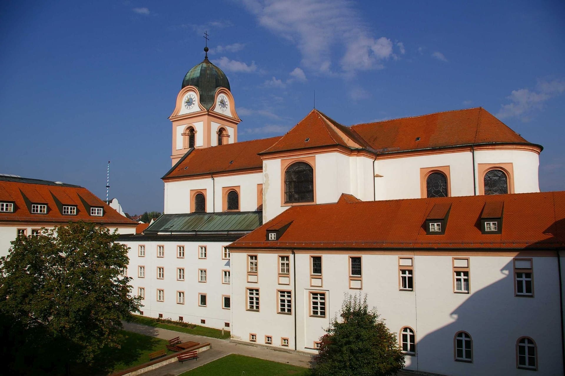 Kloster Rohr im Hopfenland Hallertau